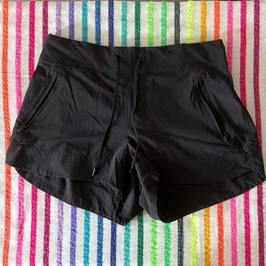 ATHLETA Size 8 Black Shorts